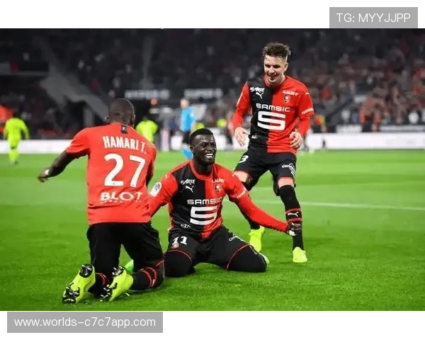 洛里昂客场两球击败雷恩，布列塔尼德比告捷